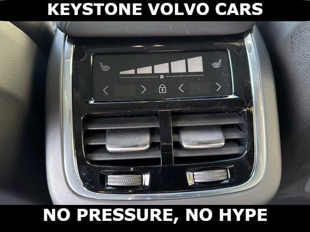 new 2026 Volvo XC60 car, priced at $63,275