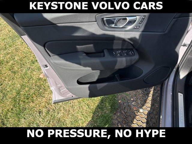 new 2026 Volvo XC60 car, priced at $58,105