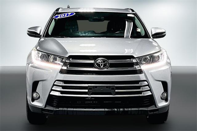 used 2017 Toyota Highlander car, priced at $19,777