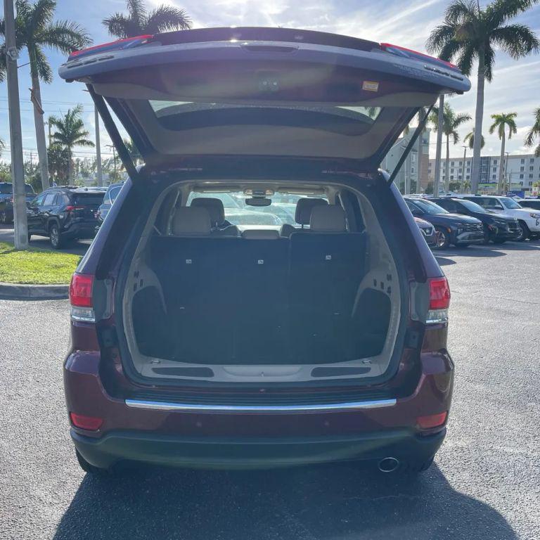 used 2017 Jeep Grand Cherokee car, priced at $15,999