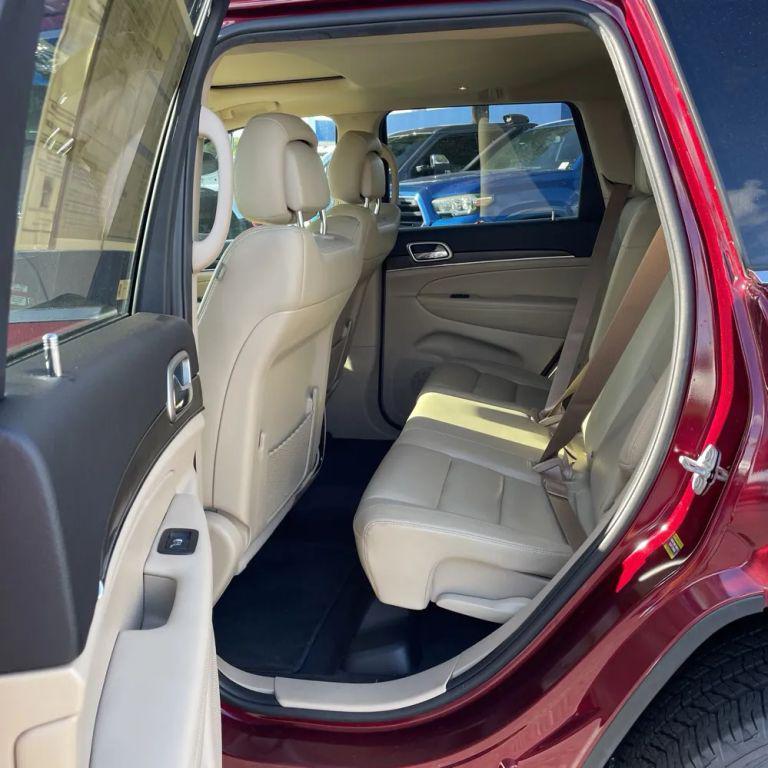 used 2017 Jeep Grand Cherokee car, priced at $15,999