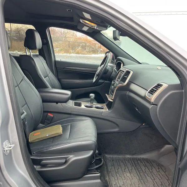 used 2015 Jeep Grand Cherokee car, priced at $8,999