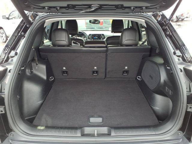 used 2021 Jeep Cherokee car, priced at $20,976