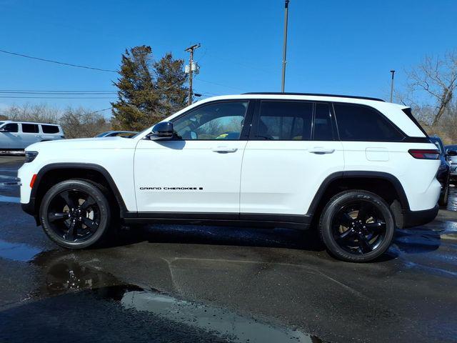 used 2023 Jeep Grand Cherokee car, priced at $31,939