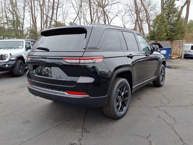 new 2026 Jeep Grand Cherokee car, priced at $40,588