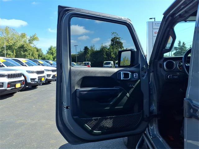 used 2021 Jeep Wrangler Unlimited car, priced at $29,422