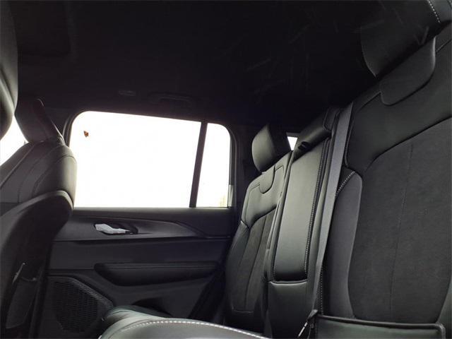 new 2025 Jeep Grand Cherokee car, priced at $39,459