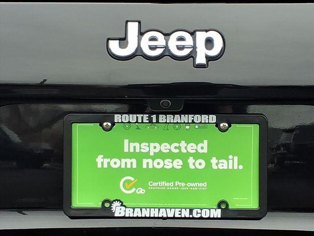 used 2020 Jeep Cherokee car, priced at $19,109