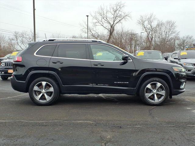 used 2020 Jeep Cherokee car, priced at $19,109