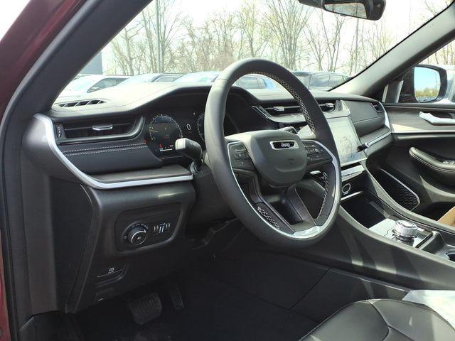 new 2026 Jeep Grand Cherokee car, priced at $41,087