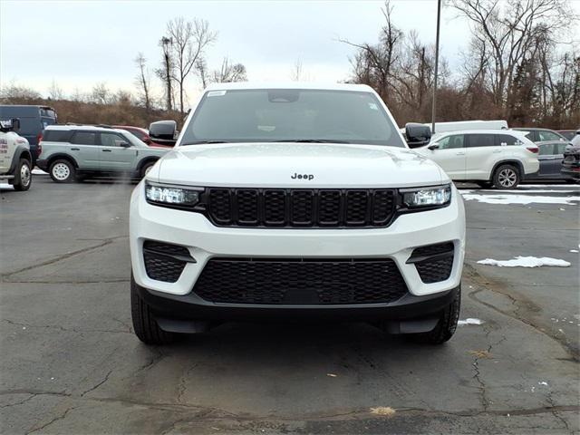new 2025 Jeep Grand Cherokee car, priced at $38,923