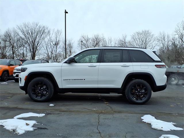 new 2025 Jeep Grand Cherokee car, priced at $38,923