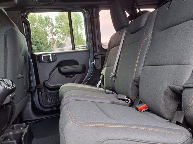 new 2025 Jeep Wrangler car, priced at $45,812