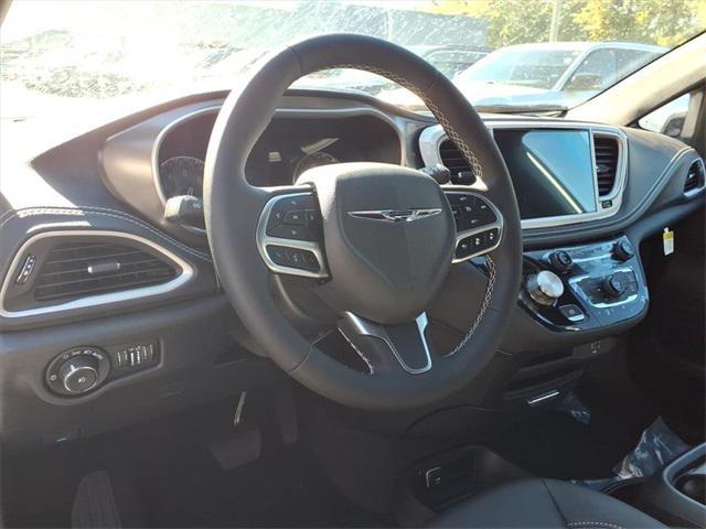 new 2026 Chrysler Pacifica car, priced at $42,314
