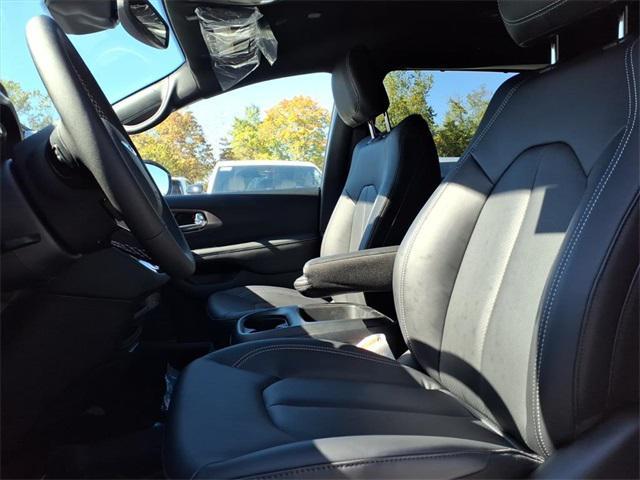 new 2026 Chrysler Pacifica car, priced at $42,314