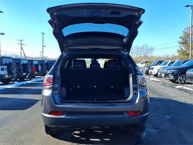 used 2022 Jeep Compass car, priced at $20,726