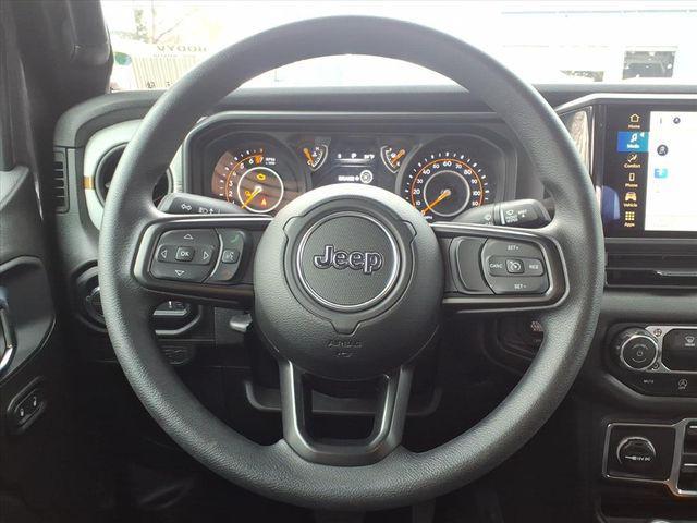 new 2026 Jeep Gladiator car, priced at $39,673