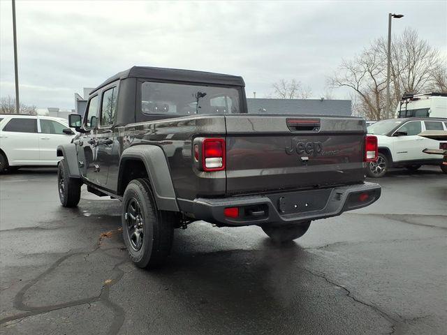 new 2026 Jeep Gladiator car, priced at $39,673