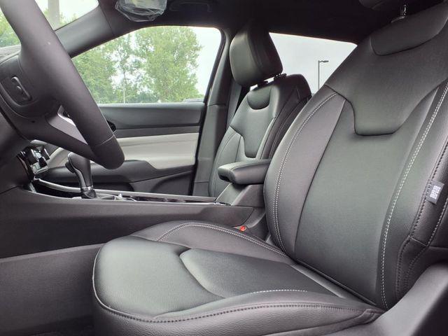 new 2025 Jeep Compass car, priced at $30,524