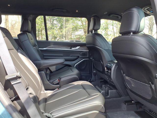 new 2026 Jeep Grand Cherokee L car, priced at $44,477