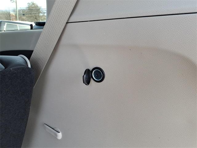 used 2023 Chrysler Pacifica car, priced at $32,645