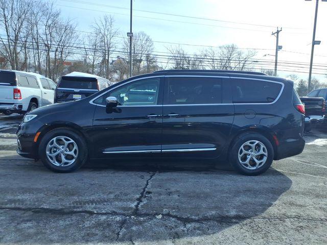 used 2023 Chrysler Pacifica car, priced at $32,545