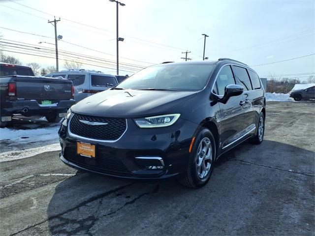 used 2023 Chrysler Pacifica car, priced at $32,645