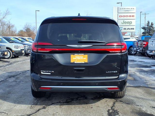 used 2023 Chrysler Pacifica car, priced at $32,545