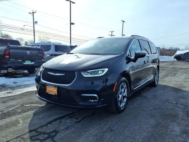 used 2023 Chrysler Pacifica car, priced at $32,545