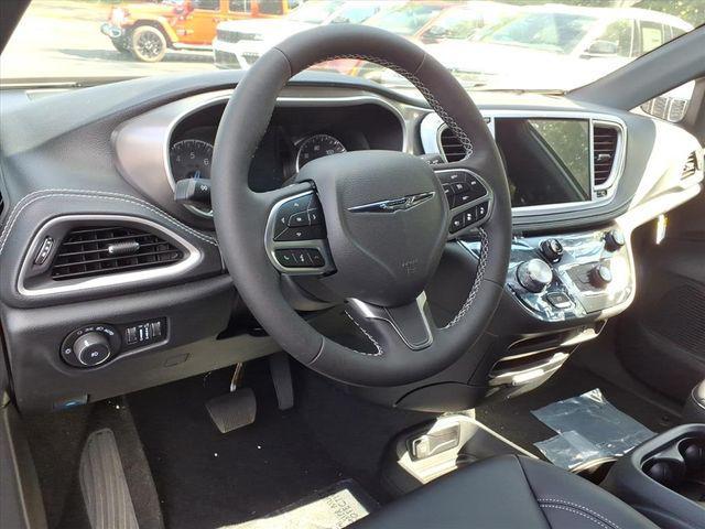 new 2026 Chrysler Pacifica car, priced at $43,782