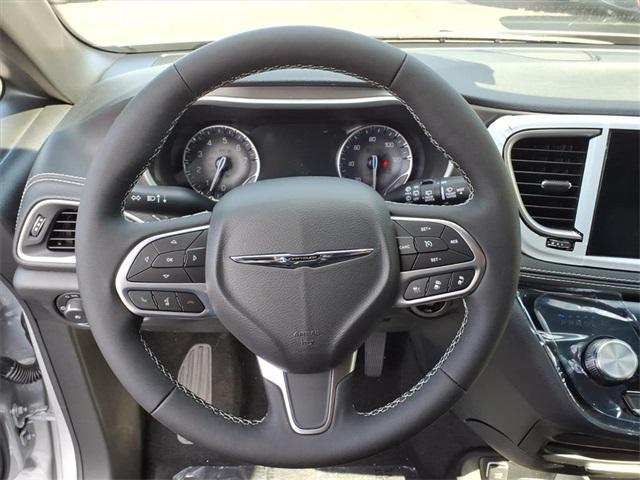 new 2026 Chrysler Pacifica car, priced at $43,615