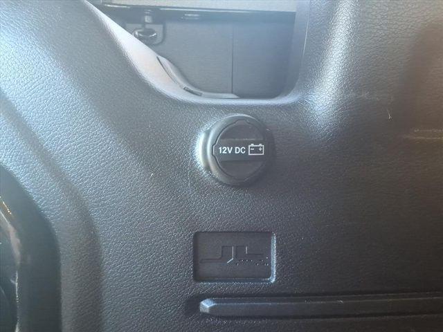 used 2022 Jeep Wrangler Unlimited car, priced at $32,134