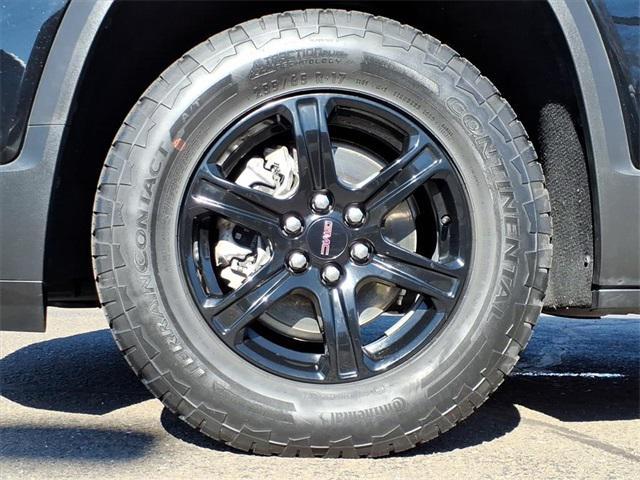 used 2021 GMC Acadia car, priced at $25,495