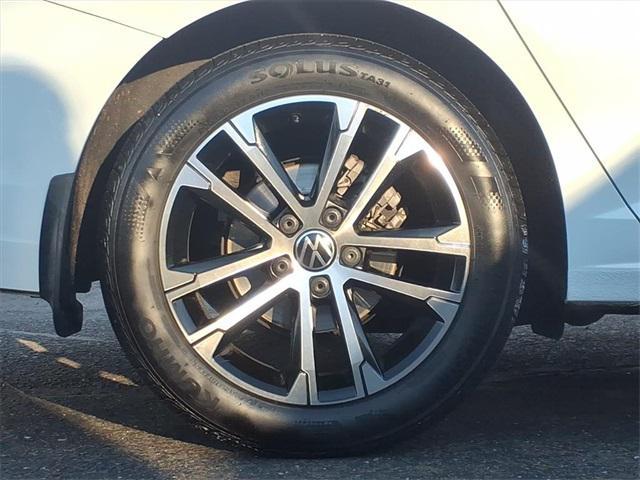 used 2024 Volkswagen Jetta car, priced at $18,923