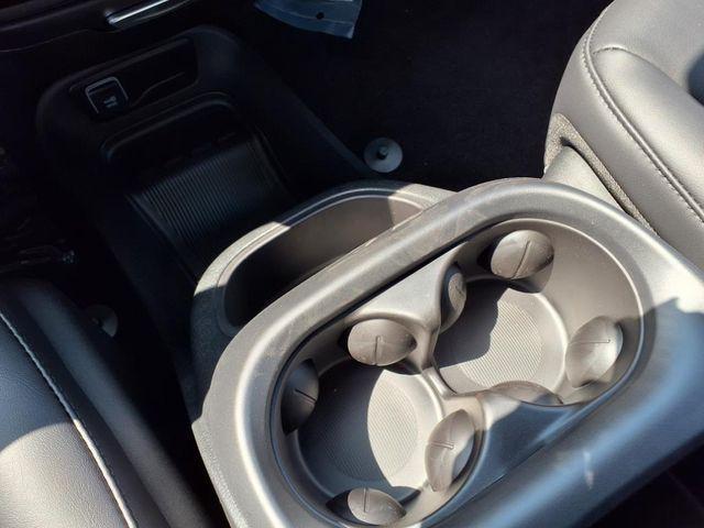 new 2026 Chrysler Pacifica car, priced at $41,537