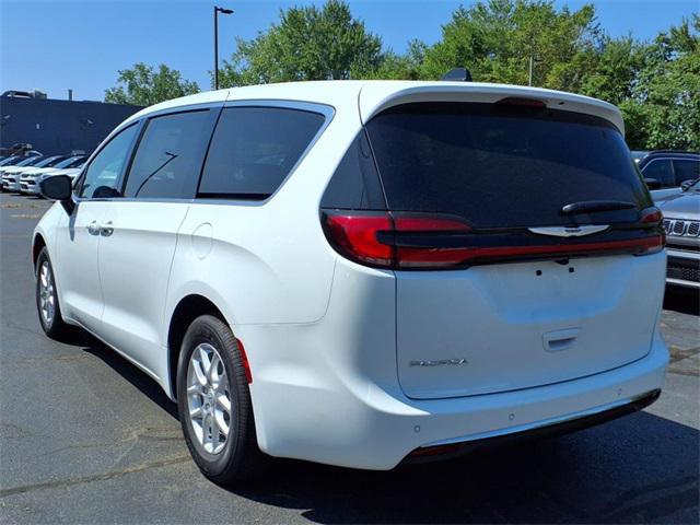 new 2026 Chrysler Pacifica car, priced at $41,537