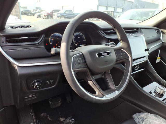 new 2026 Jeep Grand Cherokee car, priced at $44,528