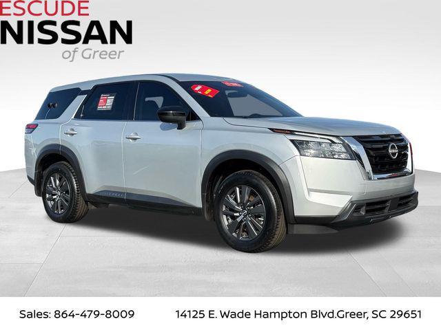 used 2023 Nissan Pathfinder car, priced at $25,999