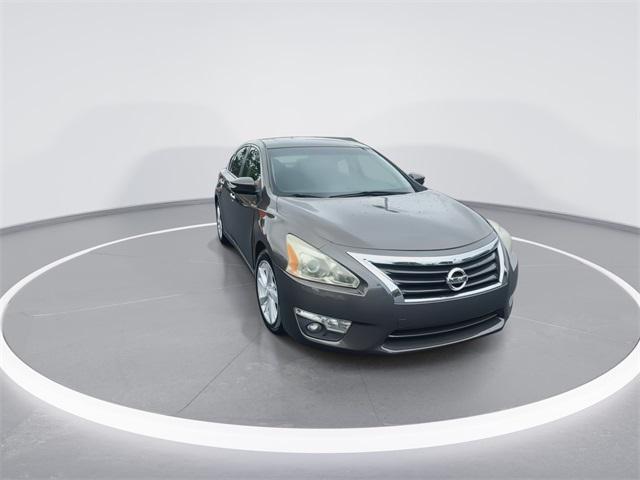 used 2015 Nissan Altima car, priced at $9,799