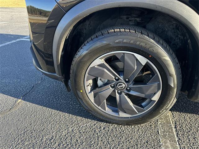 used 2024 Nissan Rogue car, priced at $20,299