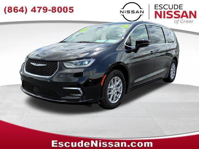 used 2024 Chrysler Pacifica car, priced at $28,853
