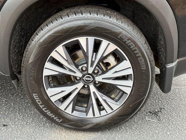 used 2023 Nissan Rogue car, priced at $21,899