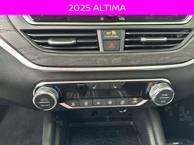 new 2025 Nissan Altima car, priced at $24,424