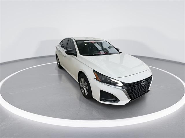 new 2025 Nissan Altima car, priced at $26,008
