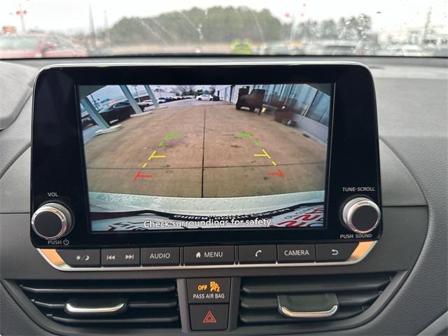 new 2025 Nissan Altima car, priced at $26,008