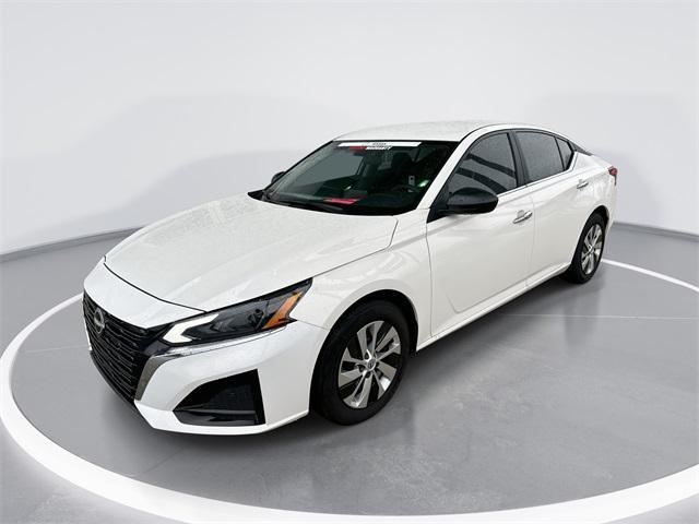 new 2025 Nissan Altima car, priced at $26,008
