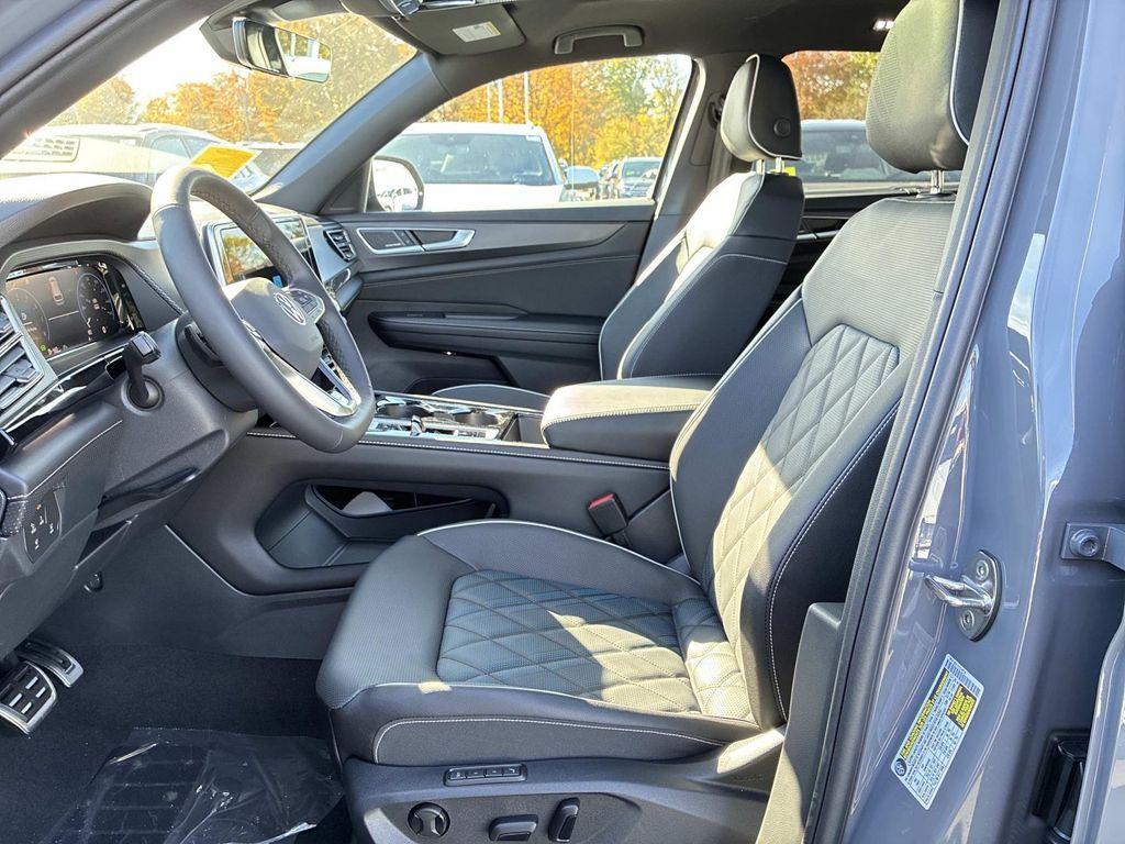 new 2026 Volkswagen Atlas Cross Sport car, priced at $54,946