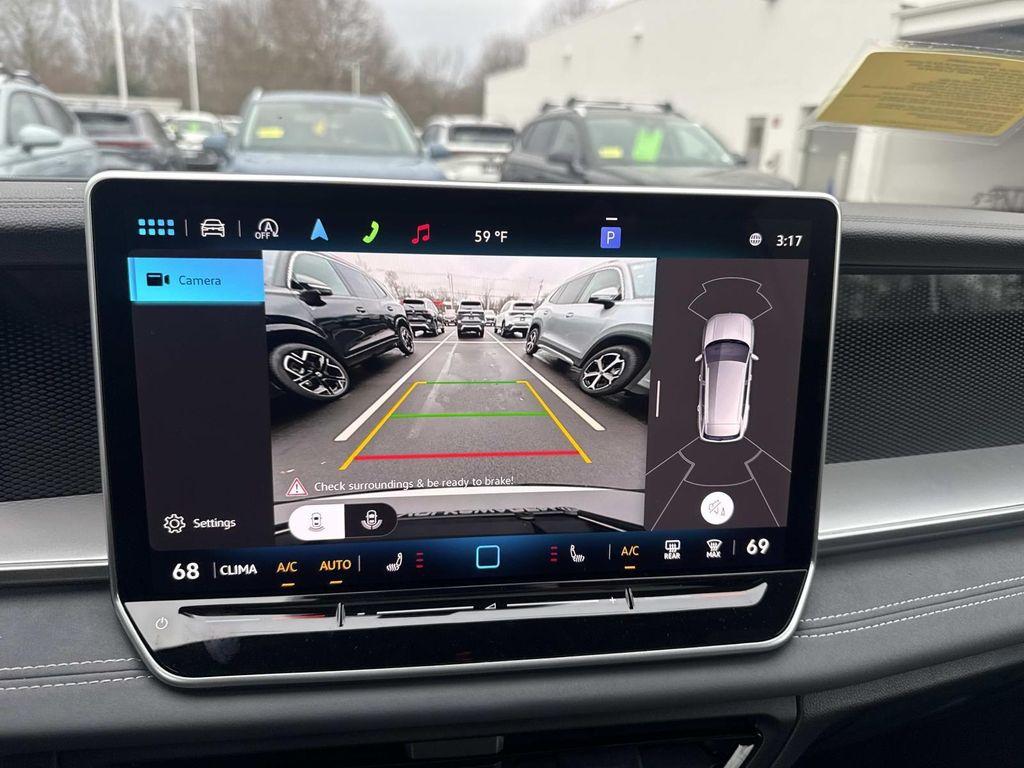 new 2025 Volkswagen Tiguan car, priced at $37,820