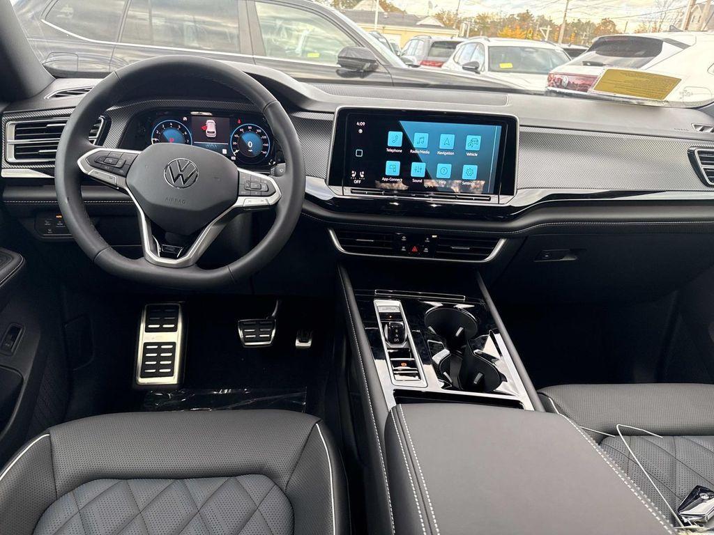 new 2026 Volkswagen Atlas Cross Sport car, priced at $54,911