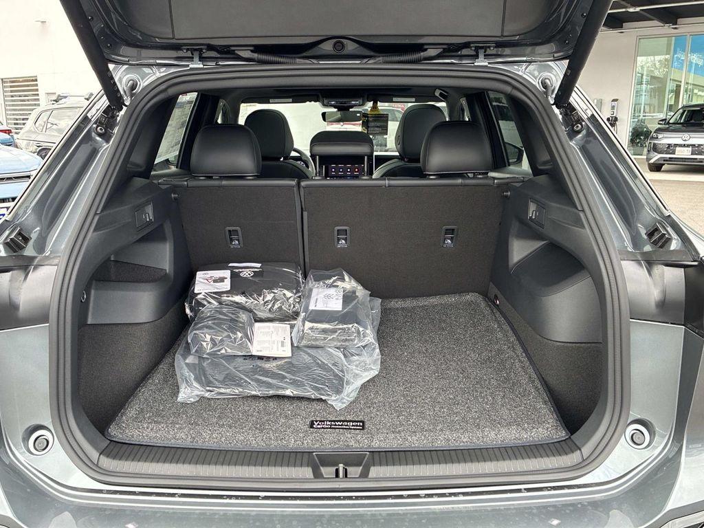 new 2025 Volkswagen Tiguan car, priced at $37,133